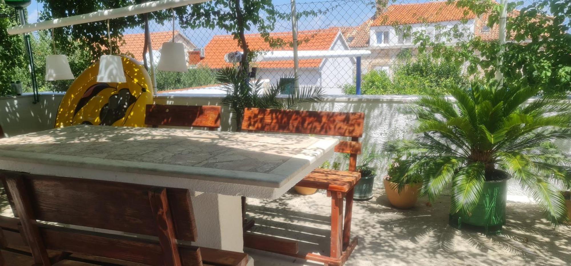 Guesthouse Lidija 수티반 외부 사진