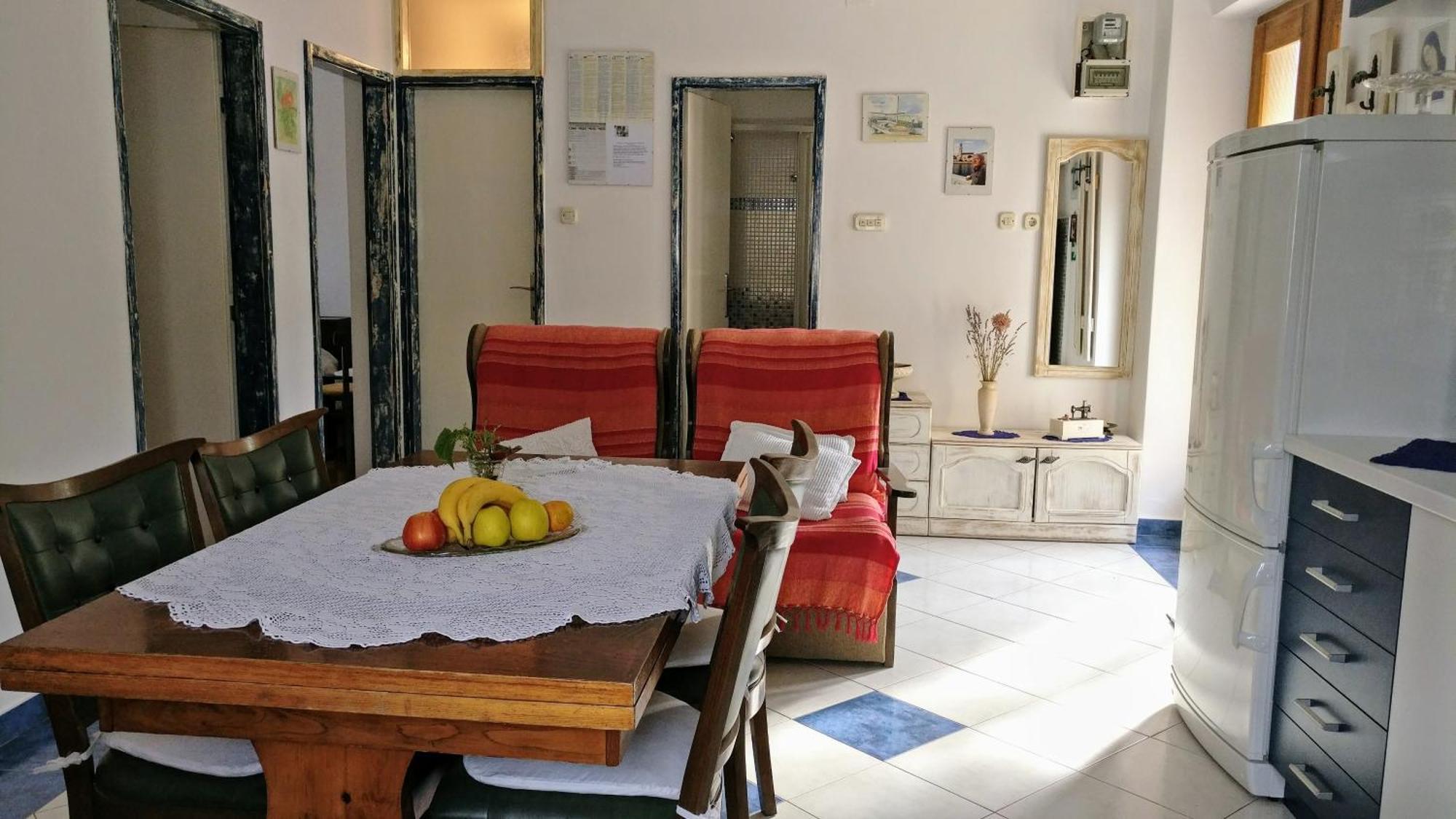 Guesthouse Lidija 수티반 외부 사진