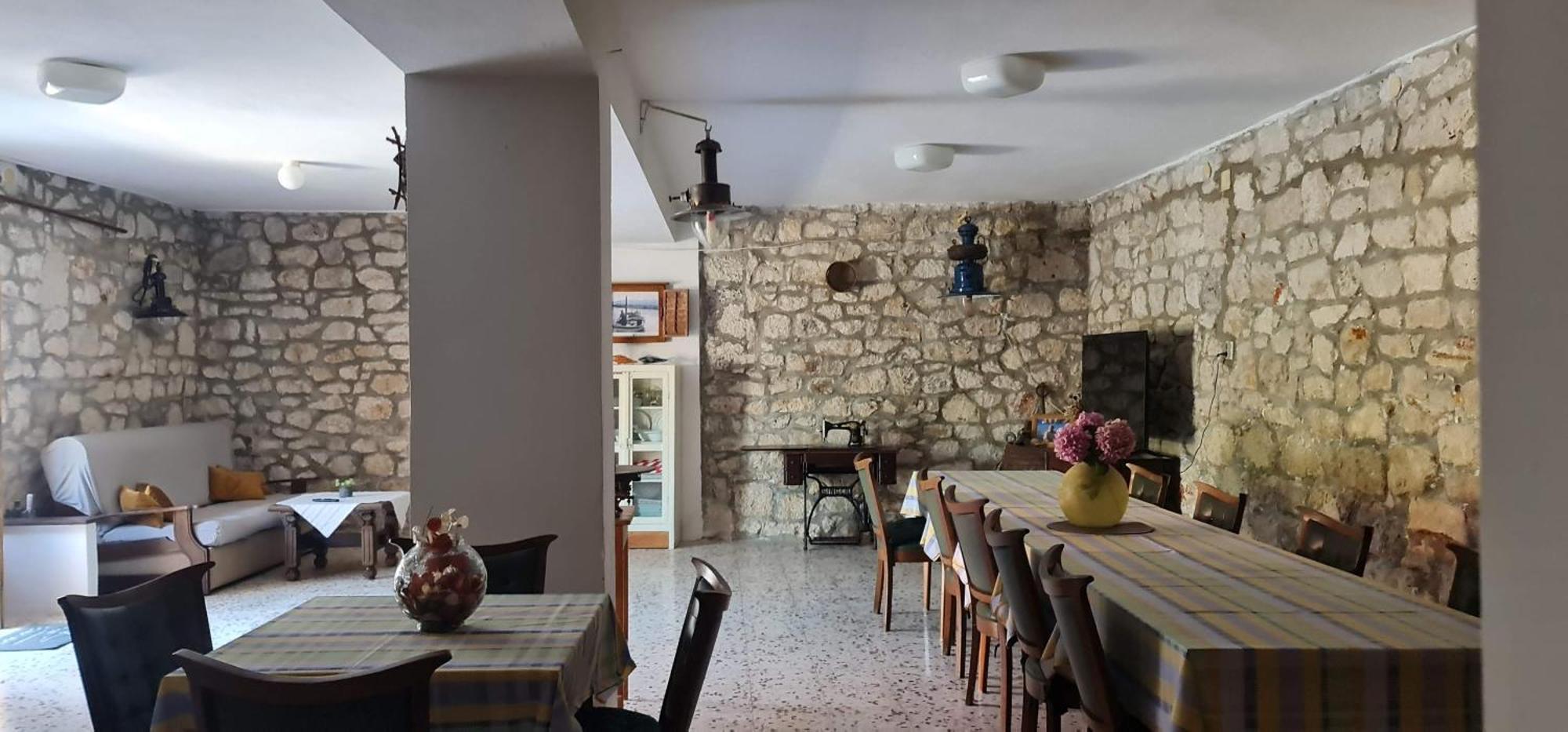 Guesthouse Lidija 수티반 외부 사진
