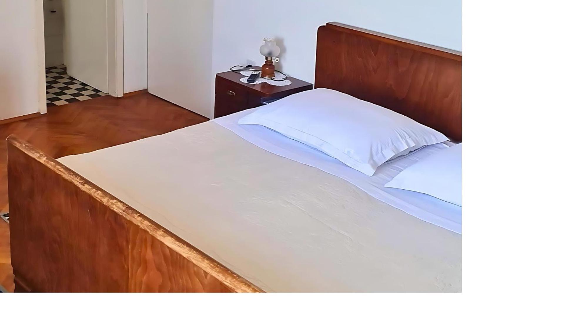 Guesthouse Lidija 수티반 외부 사진