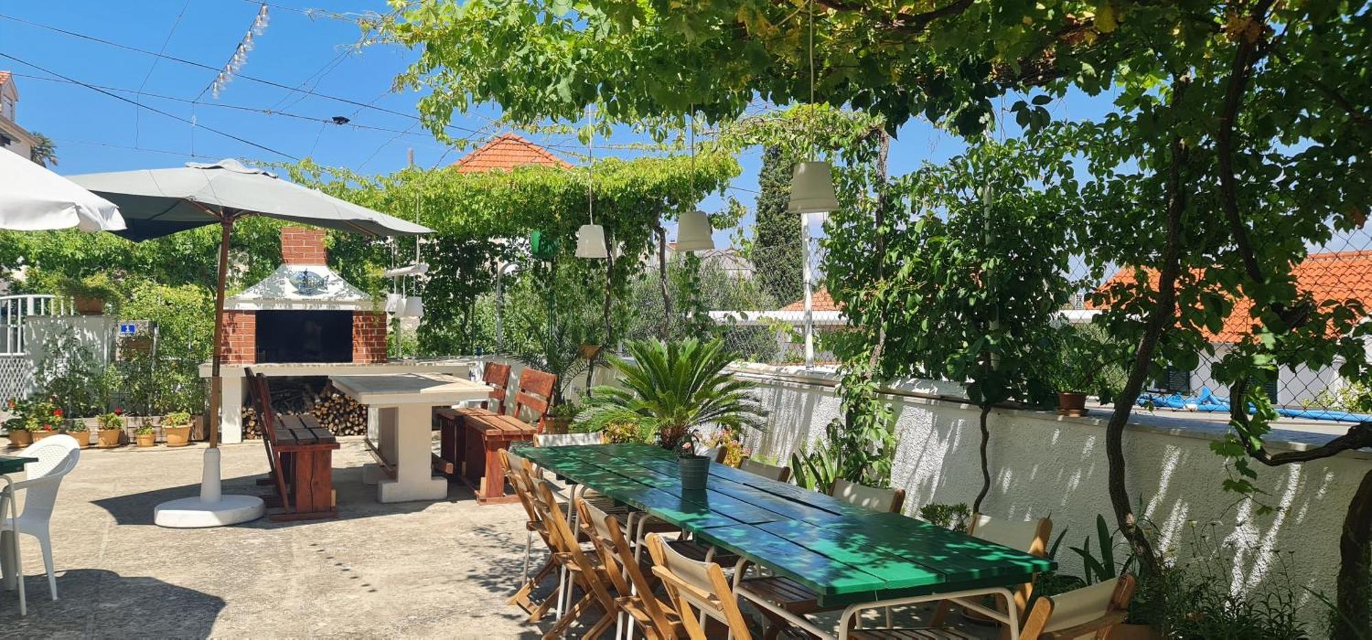 Guesthouse Lidija 수티반 외부 사진